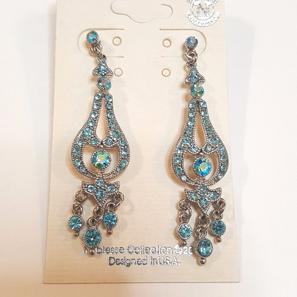 Noblesse Collection Aqua Rhinestone Earrings - Picture 1 of 4